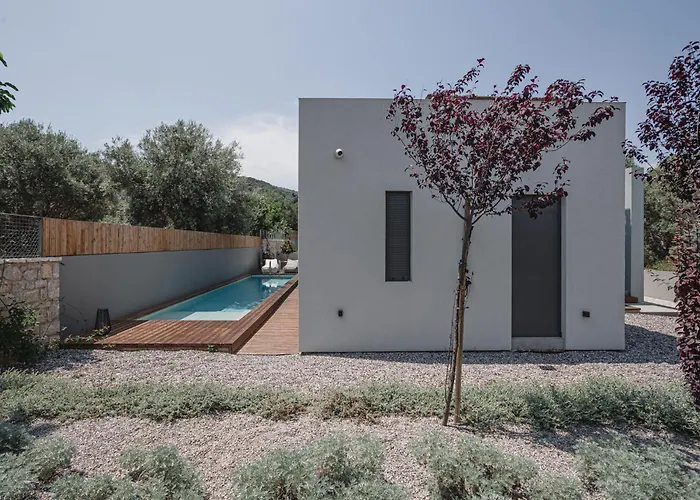 Nima Suites